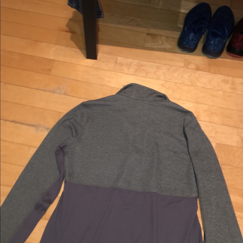 Adidas jacket - Picture 4 of 5